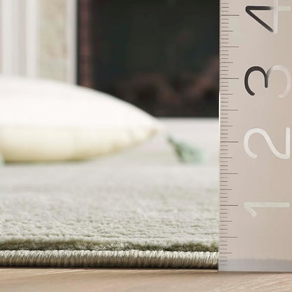 SAFAVIEH Revive Collection Accent Rug - 2'7" x 5', Sage, Non-Shedding & Easy Care, Ideal for High Traffic Areas in Living Room, Bedroom, Dining (REV102W-3)