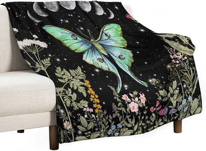 Moth Floral Flannel Blanket, Gothic Witchy Moon Phase Botanical Vintage Wildflower Plantsprint Soft Warm Fuzzy Throw Blanket for Couch Sofa Office Bed, 40"x50"
