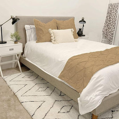 Bed Runner Set - 100% Pure Cotton 800 Thread Count - Luxury 1 Pinch Pleated Bed Runner and 2 Pillow Cover - 3 Piece Pinch Pleated Bed Runner Set Twin, Taupe