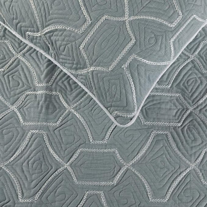 The HomeCentric King Queen Twin Grey Blue Bed Runner with Decorative Throw Pillow Cover, Twin Size 53"x18" Bed Runner with Pillow Cover, Linen Quilted Embroidery, Modern Contemporary - Atmosphere