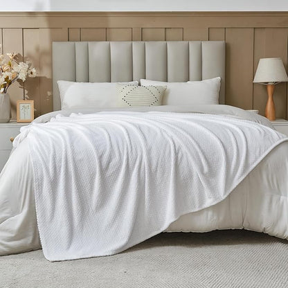 NEWCOSPLAY Super Soft King Blanket White Premium Silky Flannel Fleece Leaves Pattern Lightweight Bed Blanket All Season Use (White, King(90"x110"))