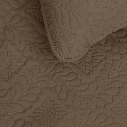 Easy-Going Full/Queen Size Reversible Quilt Set with 1 Quilt and 2 Pillow Shams, Soft Bed Quilt Cover, Water Resistant Lightweight Microfiber Bedspread, Stain Resistant, Olive Leaf-Camel/Ivory