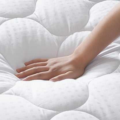 LEISURE TOWN King Mattress Pad Fitted Quilted Cotton Mattress Cover Cooling Soft Pillow Top Mattress Topper with Down Alternative Filling Mattress Protector with 8-21 Deep Pocket (78x80 White)