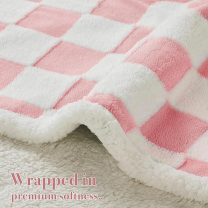 Checkered Dog Blanket, Pink Jacquard Sherpa Blankets for Small Dog and Cats, Cute Girly Women Aesthetic Style Fluffy Fleece Pets Blanket for Couch Protection Washable, 40"x50"
