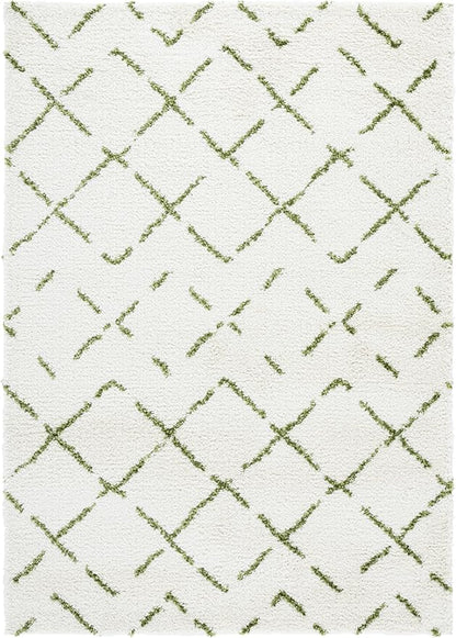 SAFAVIEH Arizona Shag Collection Area Rug - 6'7" x 9'2", Ivory & Green, Moroccan Boho Design, Non-Shedding & Easy to Clean, Ideal for Living Room, Bedroom, Dining Space (ASG743Y)