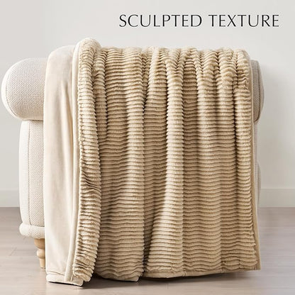 EVERGRACEHOME Ultra Soft Faux Fur Throw Blanket for Couch, Luxury Sculpted Texture Faux Rabbit Fur Blanket for Bed, Fluffy Thick Plush Warm Fuzzy Throw, 920GSM (Beige, 60''x80'')