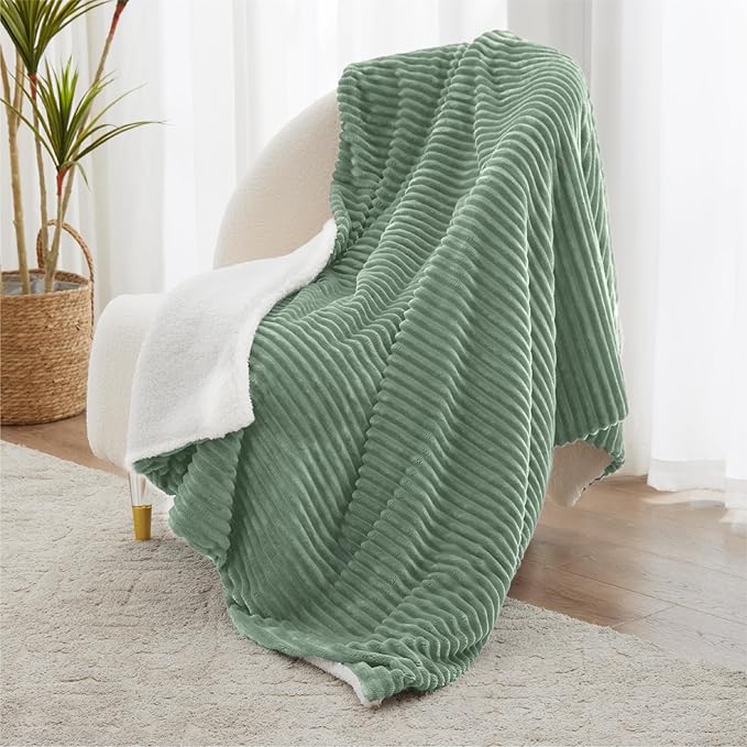 Sherpa Blankets King Size - Fleece King Size Blanket for Bed, Soft and Warm Throw Blanket for Winter, 108" x 90", Sage Green