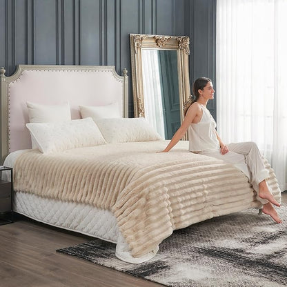 Cozy Bliss Faux Fur Throw Blanket for Couch, Cozy Warm Plush Striped Blanket for Sofa Bedroom Living Room, 90 * 90 Inches Beige
