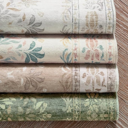 jinchan Hallway Runner Rug 2x10 Vintage Floral Distressed Design Machine Washable Non-Slip Low-Pile Soft Thin Faux Wool Kitchen Christmas Carpet for Farmhouse Bedroom Laundry Room(2x10ft, Dark Green)