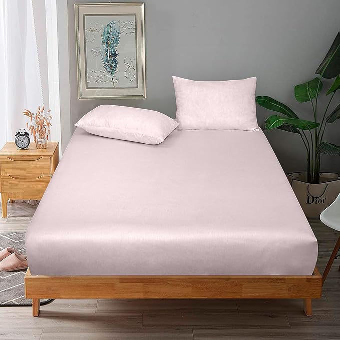 ROYALE LINENS 300 Thread Count 100% Long Staple Combed Cotton Fitted Sheet Twin - Super Soft Deep Pocket Bottom Sheet - Fitted Sheets Only - Elastic Sheets (Twin, Lavender)