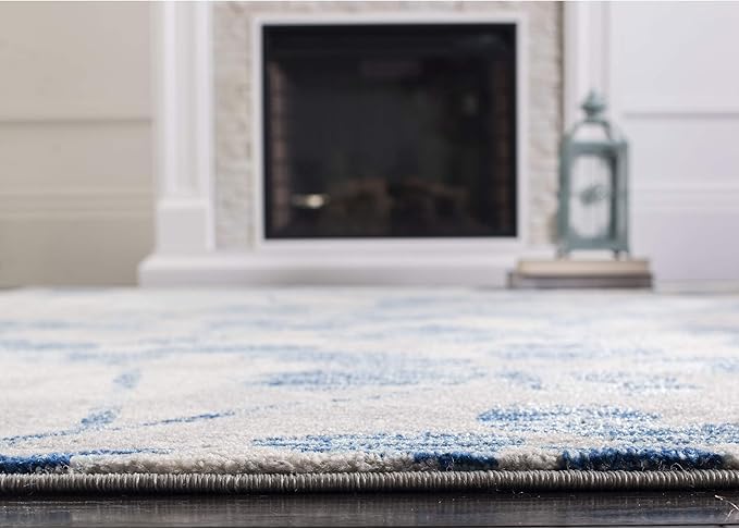 SAFAVIEH Evoke Collection 4' x 6' Grey/Light Blue EVK236J Floral Non-Shedding Living Room Bedroom Accent Rug
