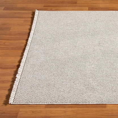 LUXE WEAVERS Solid Machine Woven Beige 5x7 Area Rug, Indoor Stain-Resistant Carpet