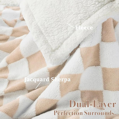 Checkered Dog Blanket, Beige Khaki Jacquard Sherpa Blankets for Small Dog and Cats, Cute Aesthetic Style Fluffy Fleece Pets Blanket for Couch Protection Washable, 25"x35"