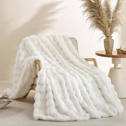 Smoofy Faux Fur Throw Blanket for Couch – Cream White Fluffy Cozy Rabbit Fleece, Plush Soft Bubble Blanket for Sofa & Bed, for Mom, Warm Fuzzy Home Room Decor Throw 60" x 80"