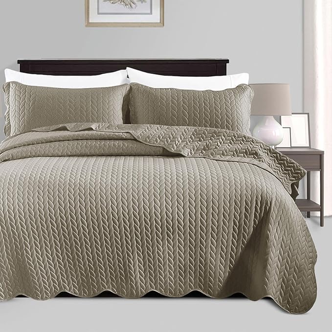 IR Imperial Rooms King Quilt Bedding Set Size (106" x 96") + 2 Pillow Shams (20" x 36"+ 2") - 3 Pcs All Season Lightweight Reversible Microfiber Coverlet Embossed Quilt Bedspread (Beige)