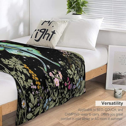 Moth Floral Flannel Blanket, Gothic Witchy Moon Phase Botanical Vintage Wildflower Plantsprint Soft Warm Fuzzy Throw Blanket for Couch Sofa Office Bed, 60"x80"
