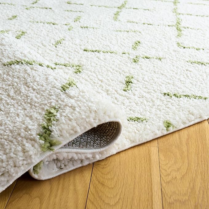 SAFAVIEH Arizona Shag Collection Area Rug - 6'7" x 9'2", Ivory & Green, Moroccan Boho Design, Non-Shedding & Easy to Clean, Ideal for Living Room, Bedroom, Dining Space (ASG743Y)