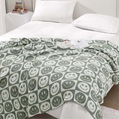 WRENSONGE Checkered Throw Blanket Seagrass Smiling Face Soft Cozy Fluffy Warm Hand Made Throw Blankets for Couch, Sofa, Chair, Bed, Camping, Picnic, Travel Lightweight Bed Blanket - 50"*60"