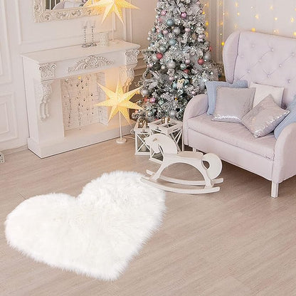 uxcell Heart Shaped Rugs for Bedroom,Small Aesthetic Carpet Girls,Cute Shaggy Floor Mirror Mat,Pastel Furry Throw Rug 2.3ftx3ft, Snow White
