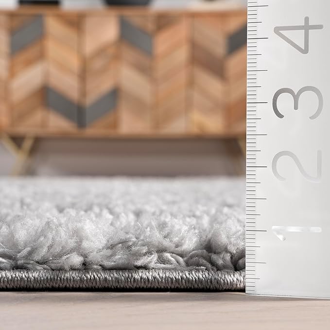 nuLOOM Akia Lattice High/Low Tassel Clearance Area Rug, 4x6, Light Grey