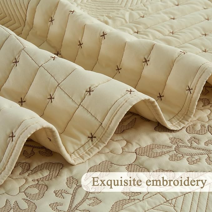EVENHUG Floral Embroidered Quilt Set King Size 3 Piece Bedding Set Reversible Farmhouse Bedspread Coverlet with 2 Pillow Shams Lightweight Soft Bed Cover for All Season(106"X 96",Beige)