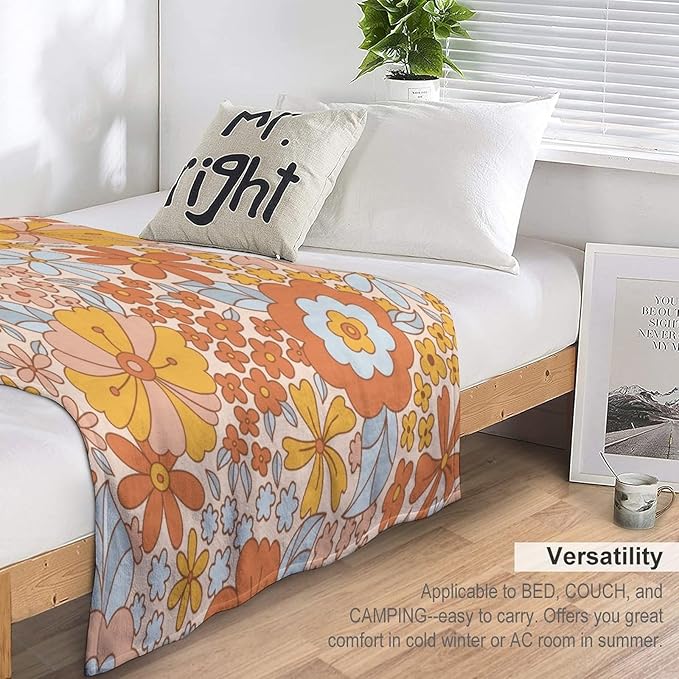 Retro 70s Floral Blanket, Hippie Summer Groovy Flower Power Flower Boho Print Throw Blanket for Couch Sofa Couch Chair 50"x60"