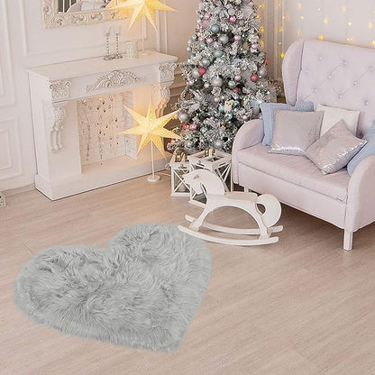 uxcell Heart Shaped Faux Fur Rug,Small Fluffy Carpet Girls,Cute Floor Mirror Mat,Throw Rugs for Bedroom Light Gray