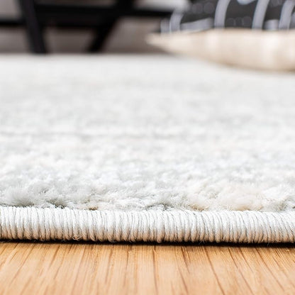 SAFAVIEH Tulum Collection Area Rug - 8' Round, Light Grey & Ivory, Moroccan Boho Tribal Design, Non-Shedding & Easy to Clean, Ideal for Living Room, Bedroom, Dining Space (TUL272F)
