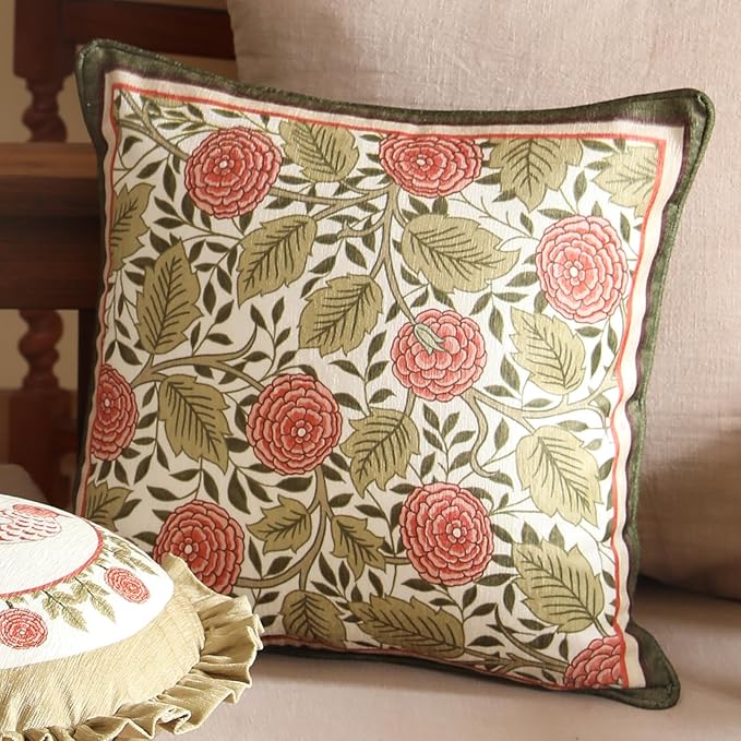 Square Throw Pillow Covers Pack of 2,Brown Cozy Velvet Farmhouse with Daisy and Leaves Floral Pattern Pillowcases,Decoration Pillows Cushion Covers for Couch Sofa Bed Car Chair,18"x18"