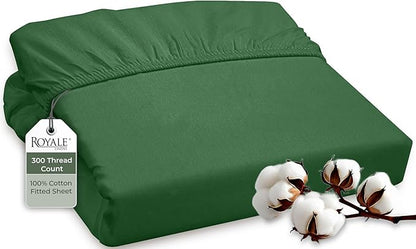ROYALE LINENS 300 Thread Count 100% Long Staple Combed Cotton Fitted Sheet Full - Super Soft Deep Pocket Bottom Sheet - Fitted Sheets Only - Elastic Sheets (Full, Hunter Green)