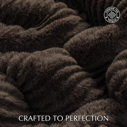 EVERGRACEHOME Ultra Soft Faux Fur Throw Blanket for Couch, Luxury Sculpted Texture Faux Rabbit Fur Blanket for Bed, Fluffy Thick Plush Warm Fuzzy Throw, 920GSM (Dark Brown, 50''x60'')