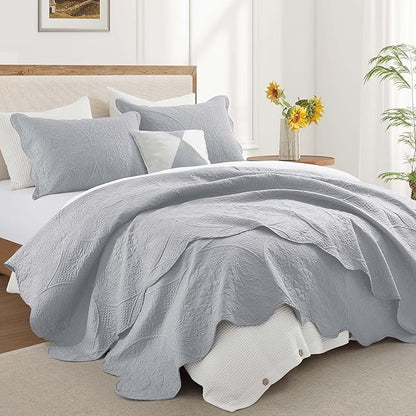 IR Imperial Rooms 10 Pack Twin Quilt Bedding Set (68" x 86") - Bulk Wholesale for Hotels, Guest Bedroom & Airbnbs - Lightweight Microfiber Reversible Floral Embossed Quilts Bedspreads (Silver)