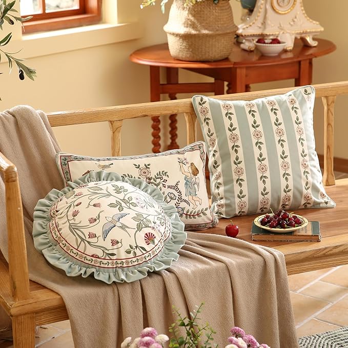 Square Throw Pillow Covers Pack of 2,Green Cozy Velvet Farmhouse with Flowers and Leaves Pattern Pillowcases,Decoration Pillows Cushion Covers for Couch Sofa Bed Car Chair,18"x18"