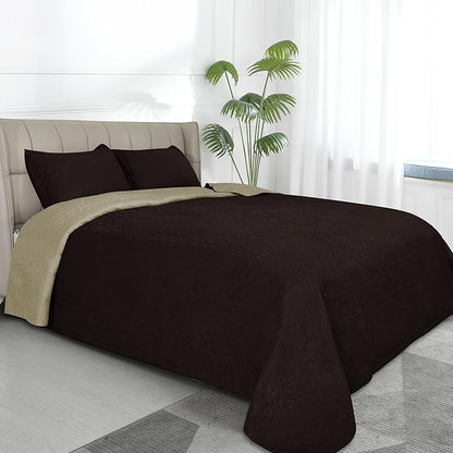 Easy-Going King Size Reversible Quilt Set with 1 Quilt and 2 Pillow Shams, Soft Bed Quilt Cover, Water Resistant Lightweight Microfiber Bedspread, Stain Resistant, Damask-Chocolate/Beige