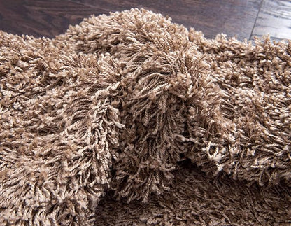 Unique Loom Solid Shag Collection Area Rug (2' 2" x 3' 1" Rectangle, Sandy Brown)
