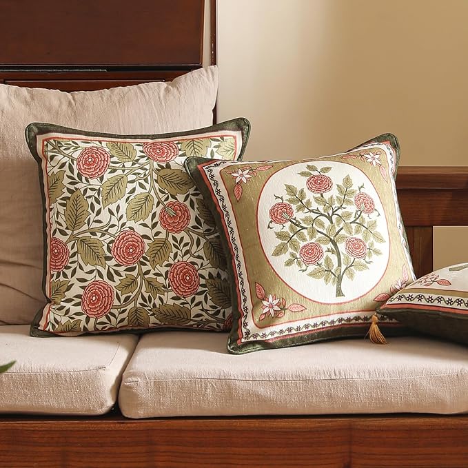 Square Throw Pillow Covers Pack of 2,Brown Cozy Velvet Farmhouse with Daisy and Leaves Floral Pattern Pillowcases,Decoration Pillows Cushion Covers for Couch Sofa Bed Car Chair,18"x18"
