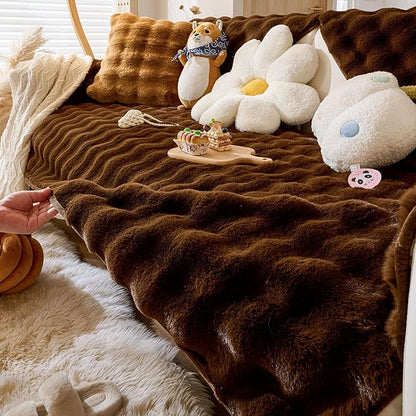 Faux Fur Couch Cover Fuzzy Soft Plush Thick Bubble Sofa Cover Luxury Sectional Couch Covers Luxury Anti-Slip Sofa Slipcover Washable Furniture Protector (Coffee,36"x94")