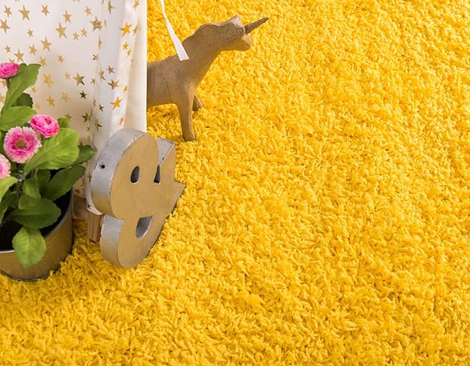 Unique Loom Solid Shag Collection Area Rug (5' 1" x 8' Rectangle, Tuscan Sun Yellow)