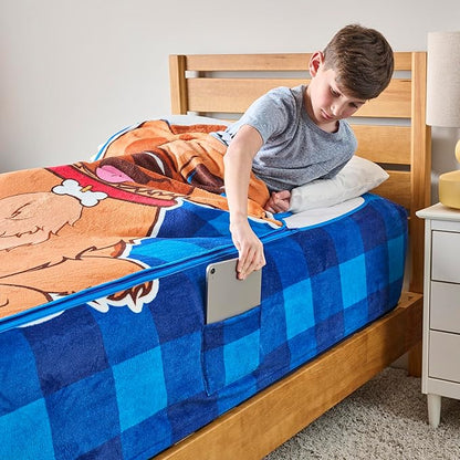 Bleacher Creatures ZippySack Twin Bed Zip-Up Bedding – Super Soft Fleece Fitted Blanket with Side Pocket & Durable Zipper – Easy Bed-Making for Kids (Dog)