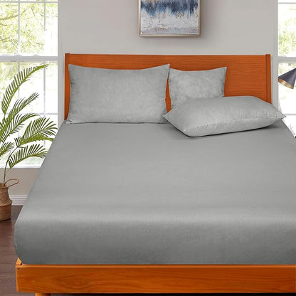 ROYALE LINENS 300 Thread Count 100% Long Staple Combed Cotton Fitted Sheet Queen - Super Soft Deep Pocket Bottom Sheet - Fitted Sheets Only - Elastic Sheets (Queen, Silver)
