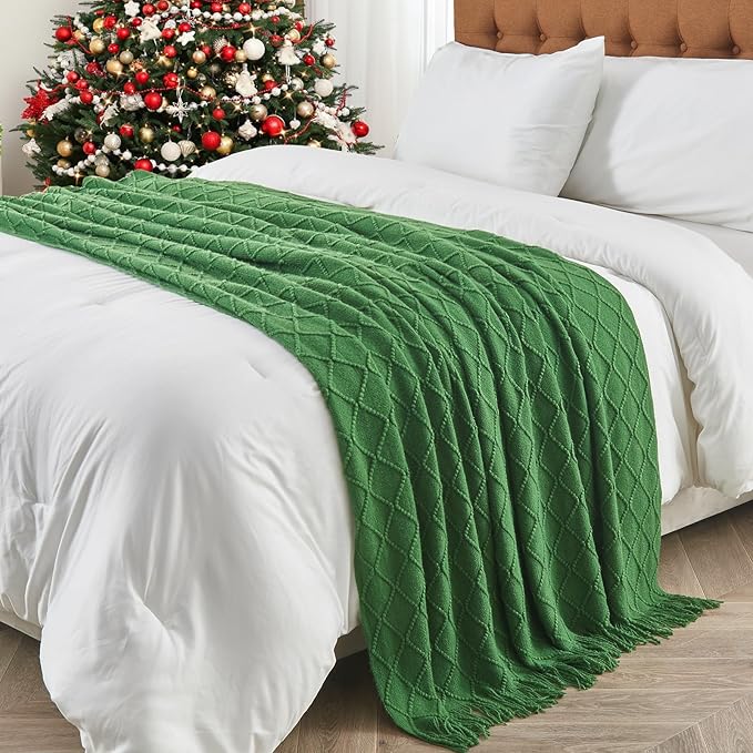inhand Green Christmas Throw Blanket for Couch and Bed, Birthday Gifts for Women Teen Girl Friend Home Decor Knitted Twin Size Blanket, Outdoor Lightweight Farmhouse Warm Woven Decorative, 60"x80"
