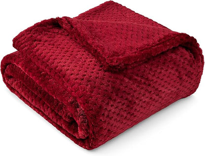 PAVILIA Maroon Red Throw Blanket for Couch, Twin Bed, Soft Fleece Throws for Sofa Chair, Fuzzy Waffle Textured Blanket, Cozy Warm Lightweight All Season Blanket Throw, 60x80