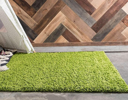 Unique Loom Solid Shag Collection Area Rug (8' x 11' Rectangle, Grass Green)