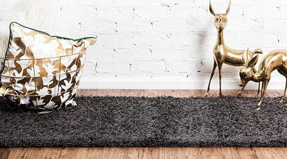 Unique Loom Solid Shag Collection Area Rug (2' 6" x 19' 8" Runner, Graphite Gray)