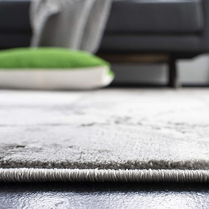 SAFAVIEH Craft Collection Runner Rug - 2'3" x 16', Grey & Silver, Modern Abstract Design, Non-Shedding & Easy Care, Ideal for High Traffic Areas in Living Room, Bedroom (CFT877G)