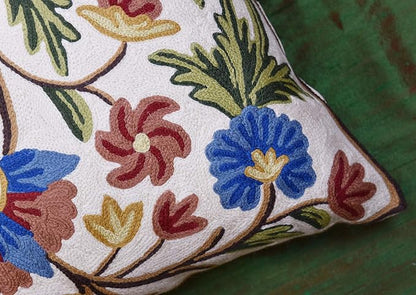 Dahlia Floral Pillow Cover - Cream Flower Pillowcase - Outdoor Cushion - Suzani Farmhouse Chair Throw - Traditional Chair Cushions - Hand Embroidered Wool Size - 18x18