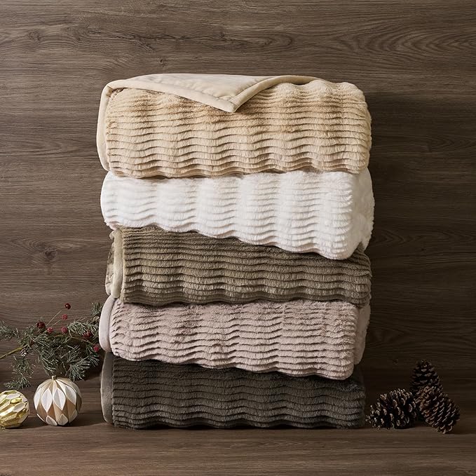 EVERGRACEHOME Ultra Soft Faux Fur Throw Blanket for Couch, Luxury Sculpted Texture Faux Rabbit Fur Blanket for Bed, Fluffy Thick Plush Warm Fuzzy Throw, 920GSM (Dark Taupe, 60''x80'')