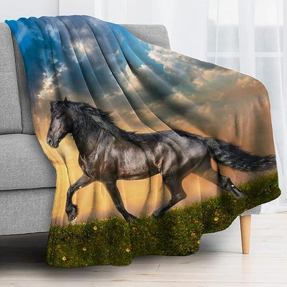 Strong Horse Throw Blanket for Couch, Super Soft Fuzzy Throws Warm Comfortable Plush Fleece Blanket, Fashion Decorative Flannel Fleece Blanket for All Season(40 x 50 in, Strong Horse)