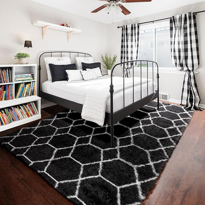 ONASAR Large Area Rugs for Living Room, 7x10 Black and White Rug, Boho Thick Floor Mat for Bedroom Home Decor Aesthetic, Soft Fuzzy Shaggy Plush Fluffy Geometric Carpet for Teen Dorm Classroom