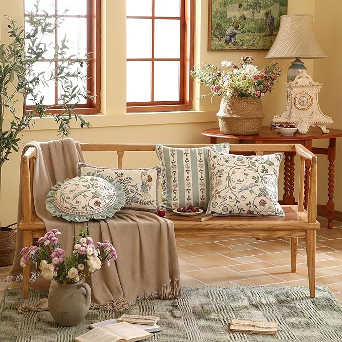 Round Throw Pillow Cover,Green Cozy Velvet Farmhouse with Birds and Floral Pattern Pillowcases,Decoration Pillows Cushion Covers for Couch Sofa Bed Car Chair,Diameter 16"